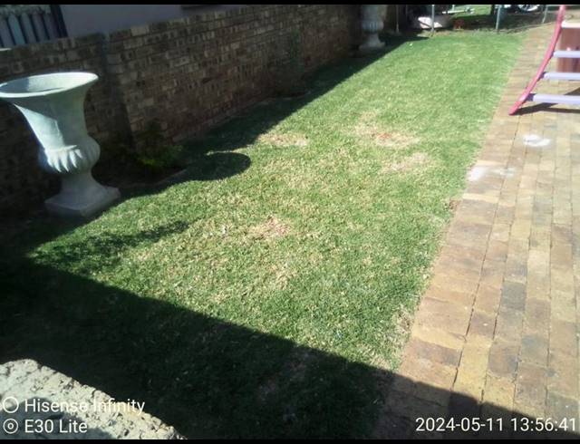 3 BEDROOM TOWNHOUSE FOR SALE IN CHANTELLE